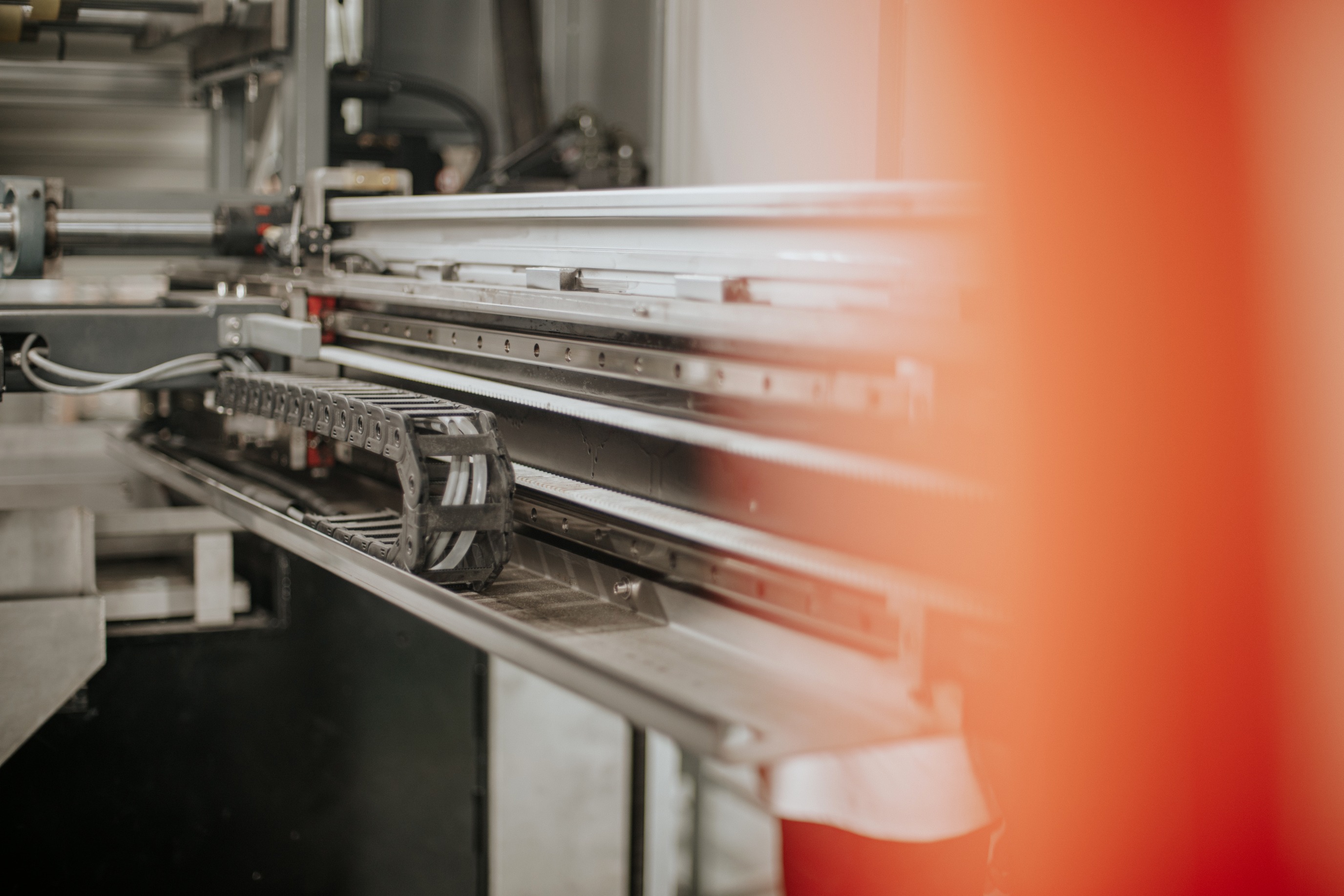 金屬3D打印機(jī)：改變制造業(yè)的"黑科技"到底有多強(qiáng)？