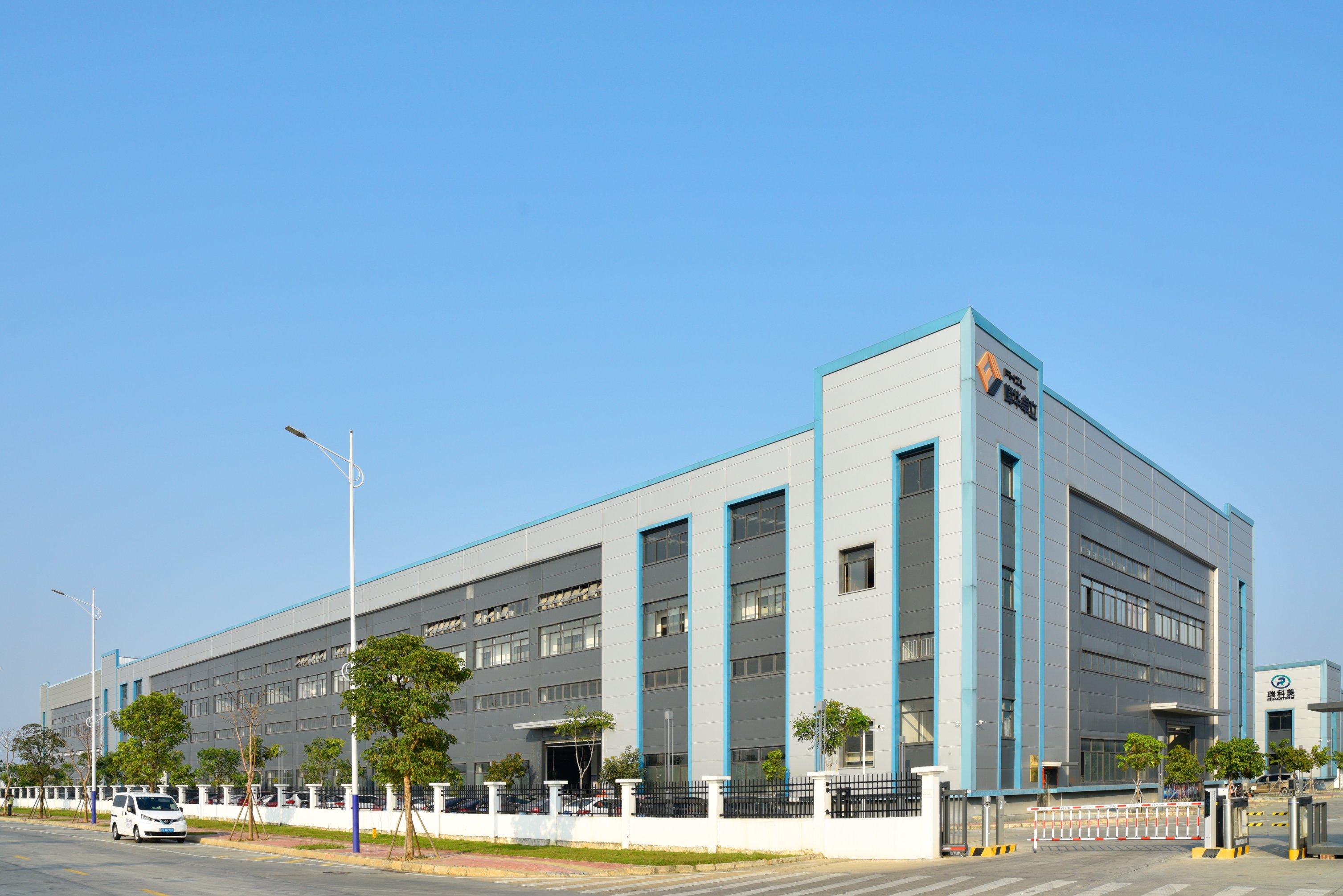 峰華卓立：專(zhuān)注工業(yè)級(jí)3D打印解決方案，破解制造業(yè)轉(zhuǎn)型難題