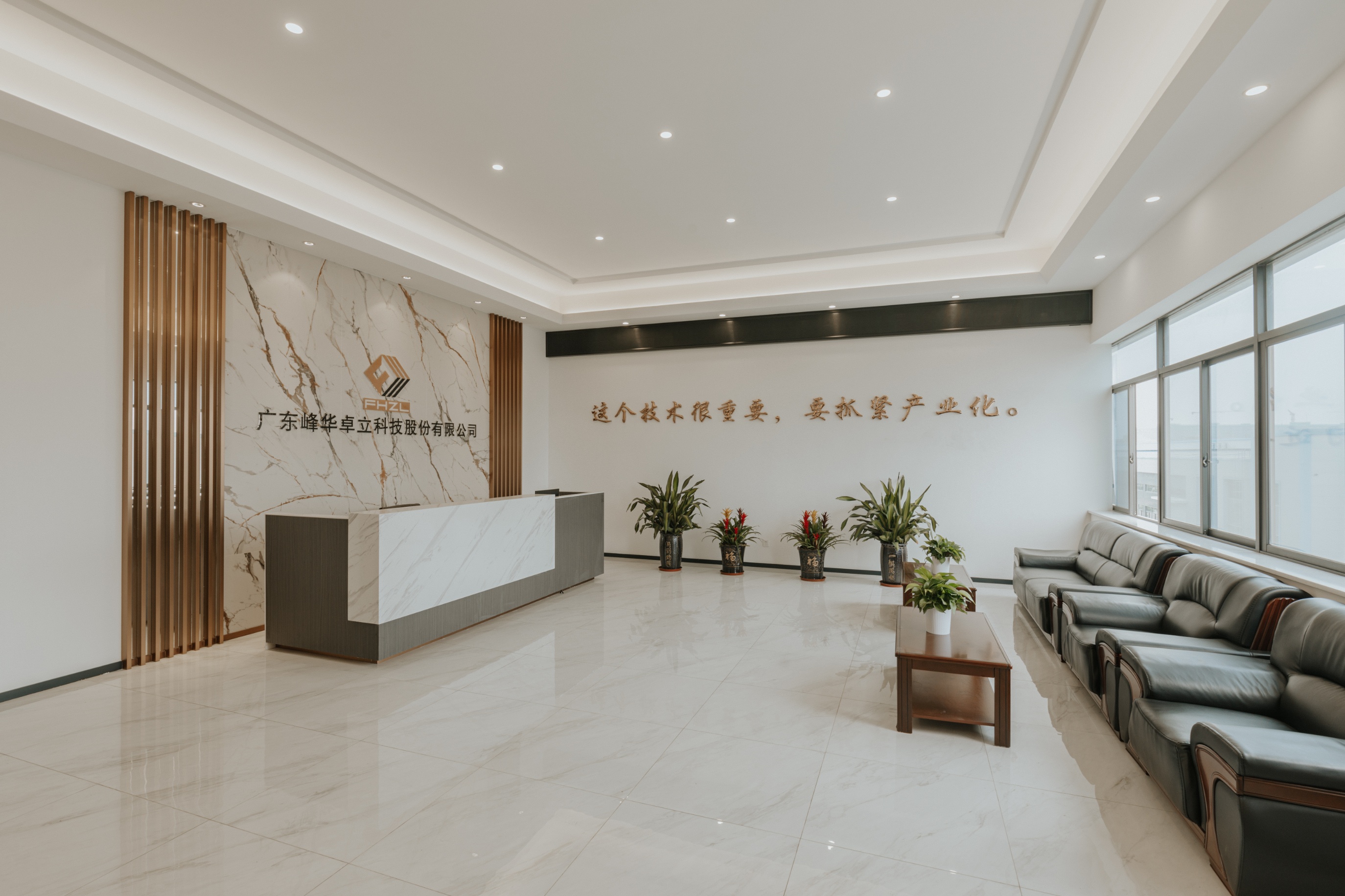 未來工廠就在你家書房？一屋子玩具還能自己"長(zhǎng)"出來！